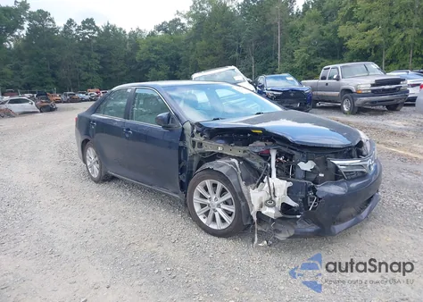 2014 Toyota Camry Hybrid Xle from USA, damaged, VIN 4T1BD1FK3EU128532